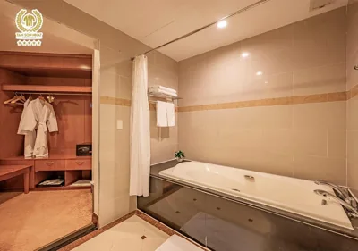 Tan Son Nhat Saigon Hotel – Foto’s 12